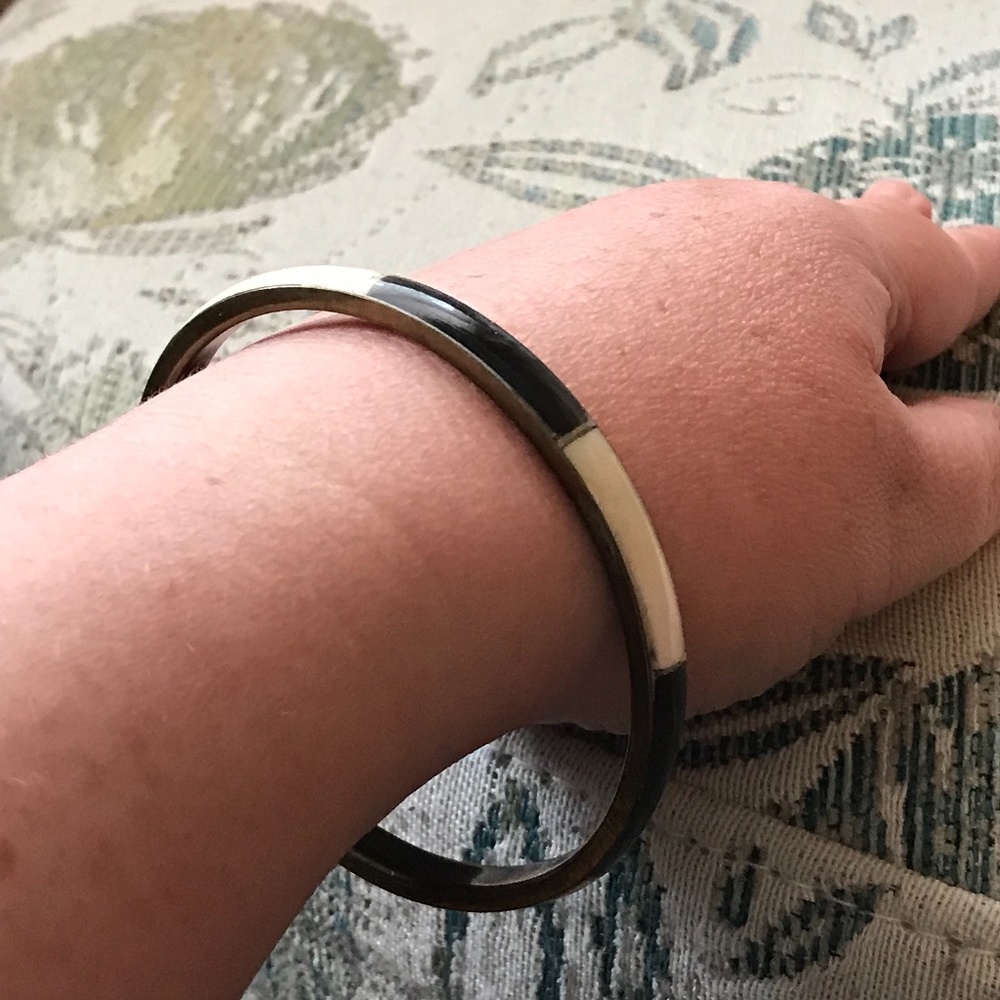 Costume Jewelry Bangle - cute for summer